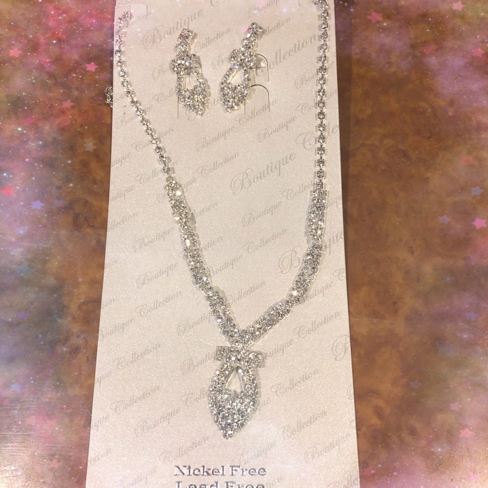 diamond necklace and earrings